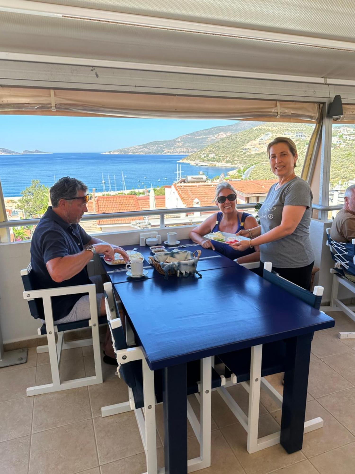 The White House Kalkan Exterior photo